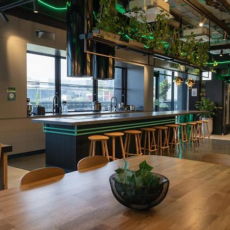Modern Co-Living Apartments In Perth Central Bagian luar foto