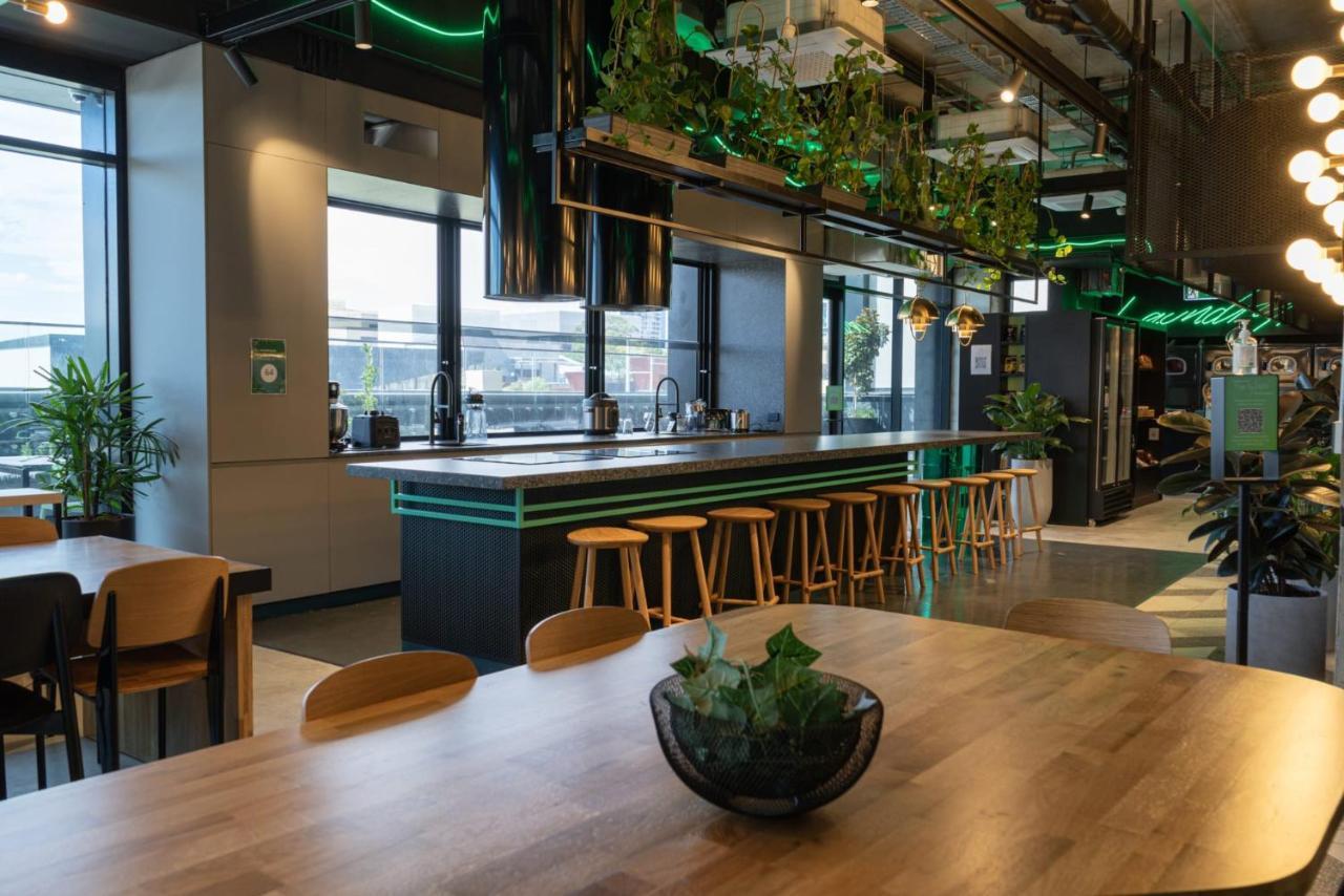 Modern Co-Living Apartments In Perth Central Bagian luar foto